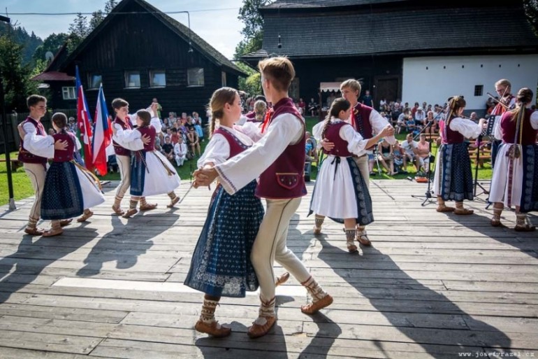 Tradice vypovídá i o postoji člověka k místu, kde se narodil